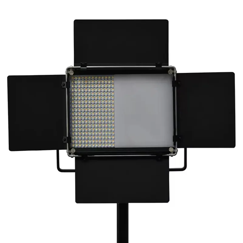プロ仕様のLEDステージライト、スタジオ撮影ライトは使いやす - Good Lighting In Photography のレビューと価格
